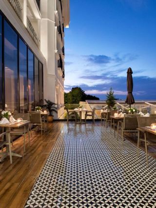 🌟 Giresun's Gem: Top Hotel Picks with Sea Views 🌊