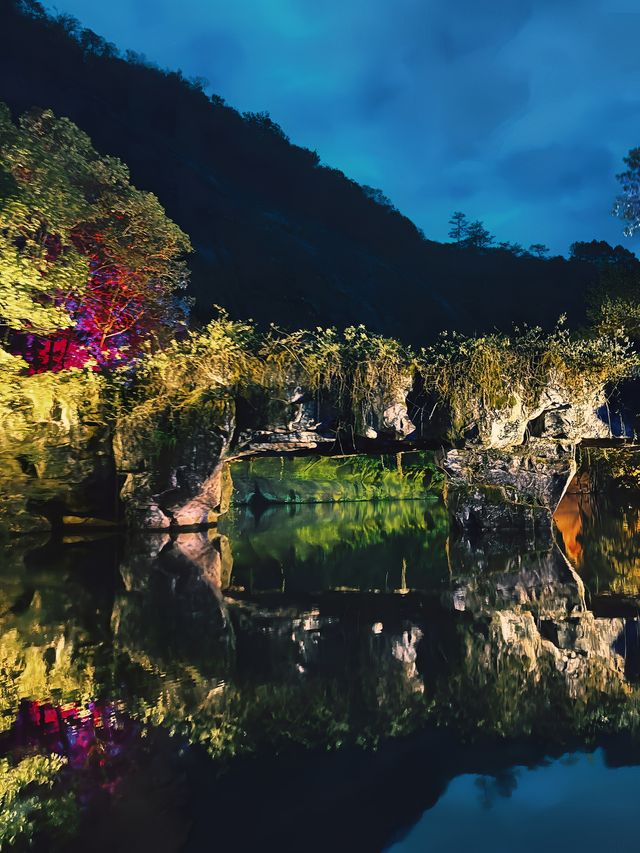 避暑限定 | 钻進九龍潭25℃的夏天