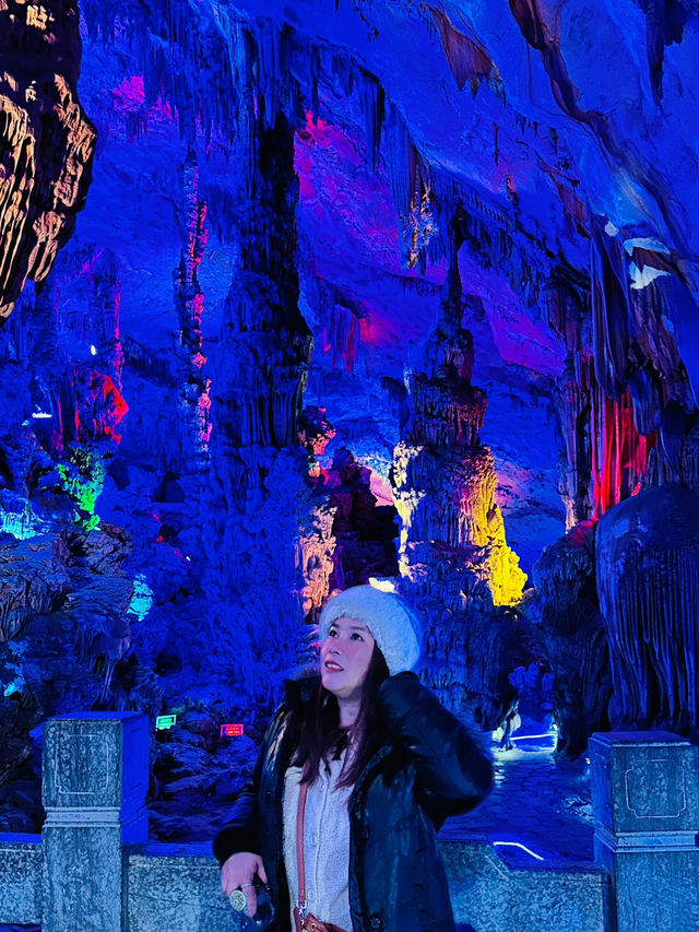 Mesmerizing Cave in Guilin! 🇨🇳