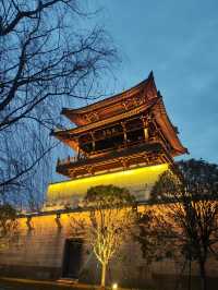 先有琵琶行還是先有琵琶亭？夜色醉人