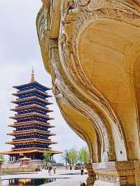 Nanjing’s Usnisa Palace: A Sanctuary of Light and Peace.