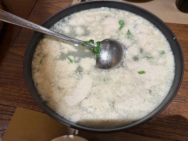 巴馬賜福湖君瀾酒店