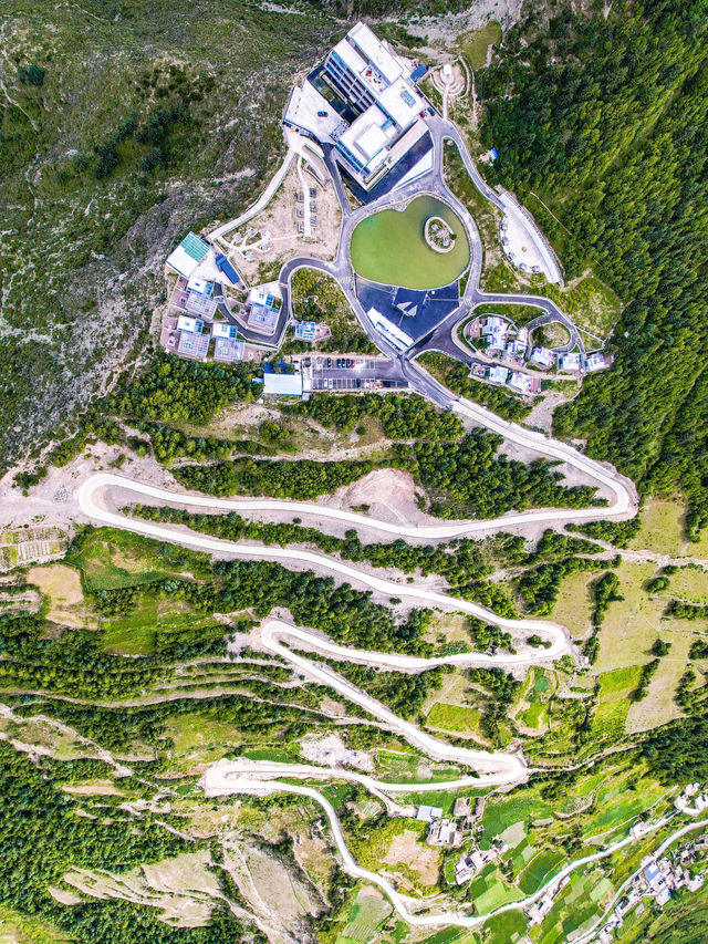 四姑娘山·天空之城懸崖酒店丨風景太治癒了
