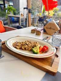   🌿 Bako’s Garden – A Mediterranean Oasis with Alfresco Magic in Yiwu