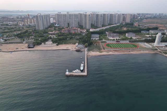 照片中感受綏中藍月沙灘