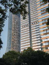 喺合肥街頭，影到小說入面嘅A市