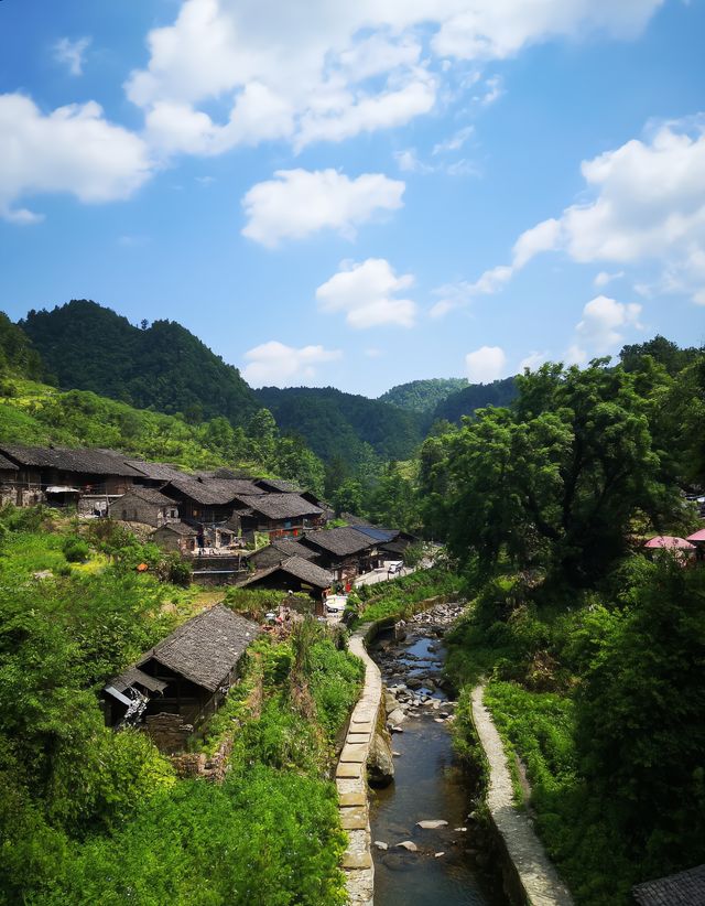 貴陽30分鐘！鎮山村石板古堡藏布依秘境
