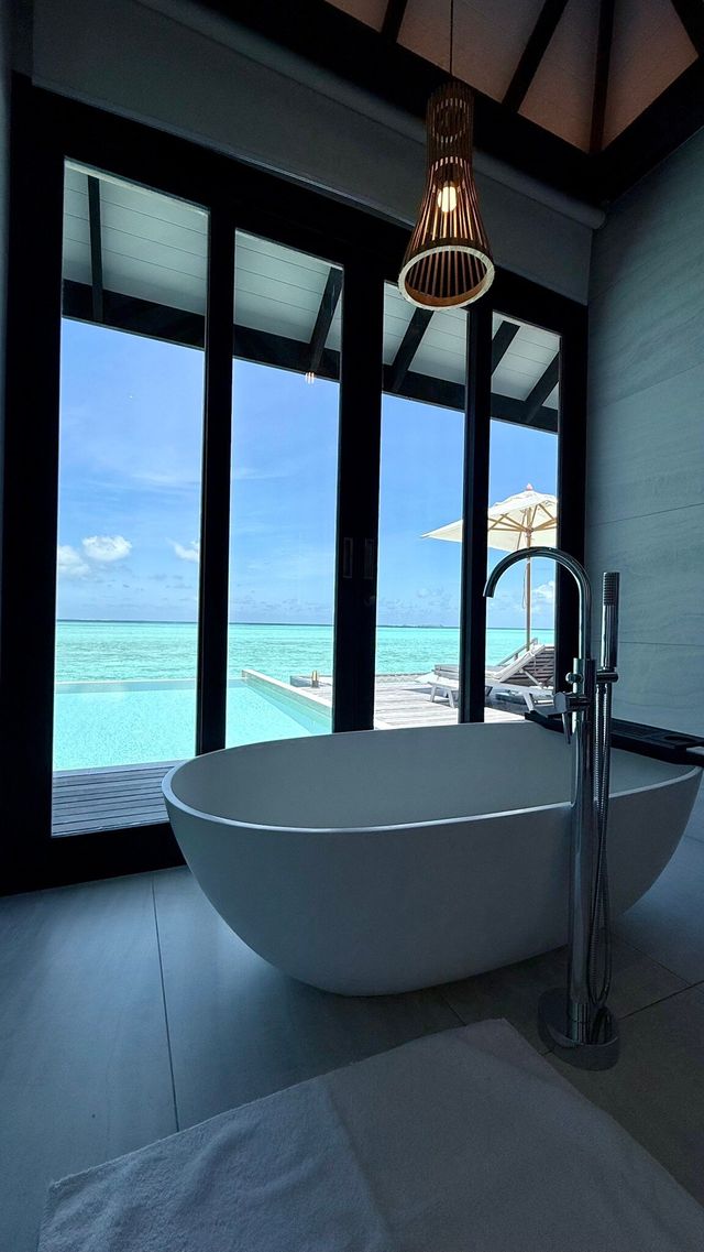 Unforgettable Honeymoon Experience at Anantara Veli