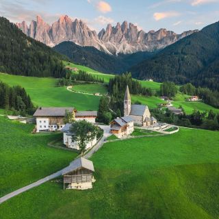 Italy's Hidden Gem💎 The Complete Guide to the Magnificent Dolomites in the Alps