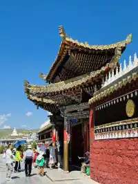 安多合作米拉日巴九層佛閣