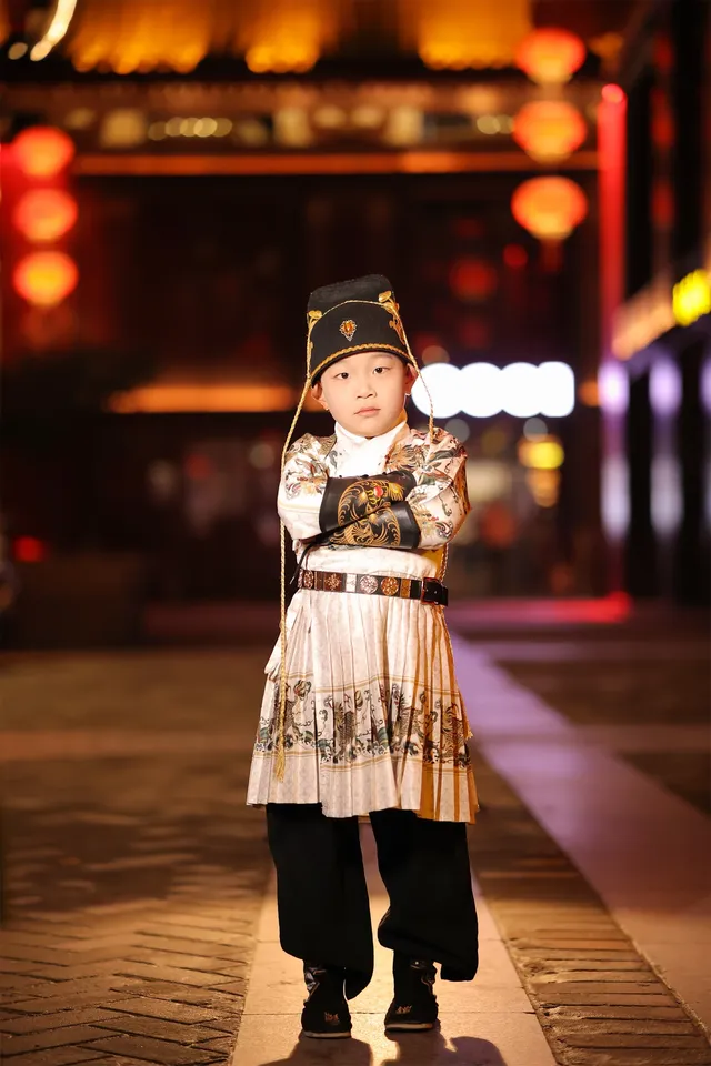 西安親子遊｜帶娃拍了組唐風寫真