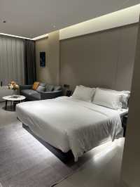 全江景房+星空浴缸睡在西雙版納瀾滄江上~