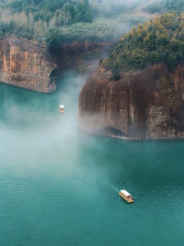 National Geographic and Xu Xiake Praise This Hidden Gem of Hunan