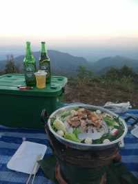 หมูกระทะ ณ ลานกางเต็นท์ม่อนสน (ดอยอ่างขาง)