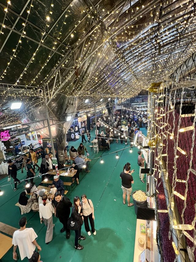 Ramadan festivities at Geylang Serai! 