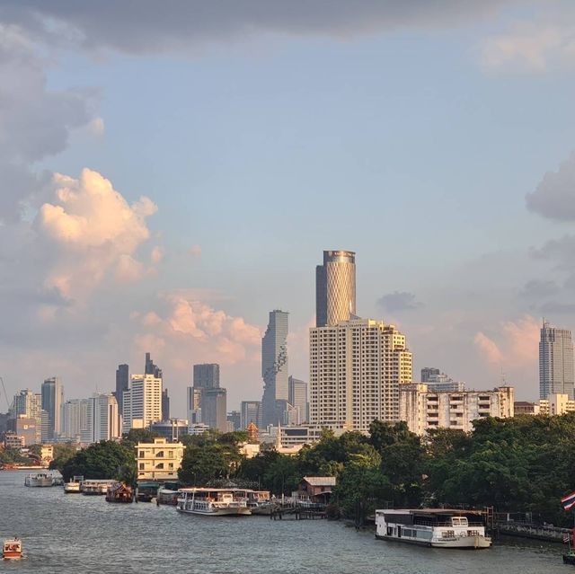 สวนลอยฟ้า ริมน้ำ 🔆