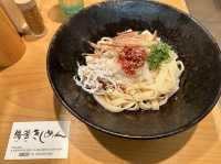 愛知・名古屋。名古屋コンコース。時間は無くても名物を味わいたい人にオススメ『驛釜きしめん』