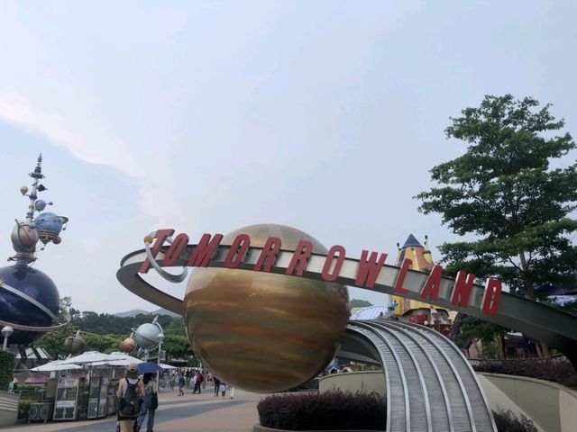 【香港_香港ディズニーランド】日本と違うTOMORROW LAND