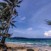 Empty beach at Diniwid!!