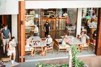 REEVE Beach Club รีฟ บีชคลับ