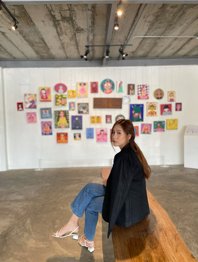 Key cafe & gallery