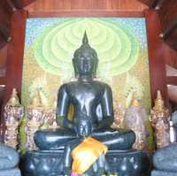 ไหว้พระขอพรกัน..วัดสมเด็จภูเรือมิ่งเมือง