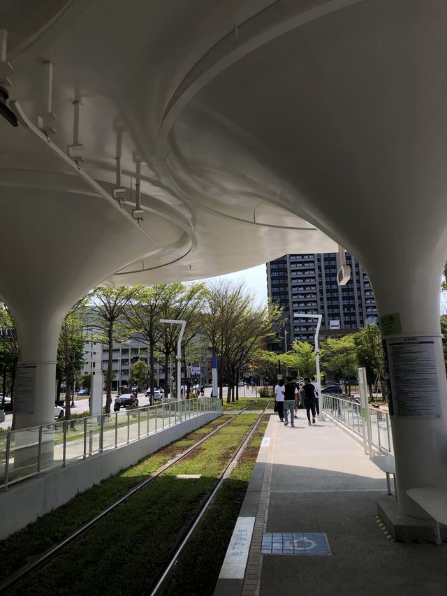 高雄新地標- 內惟藝術中心