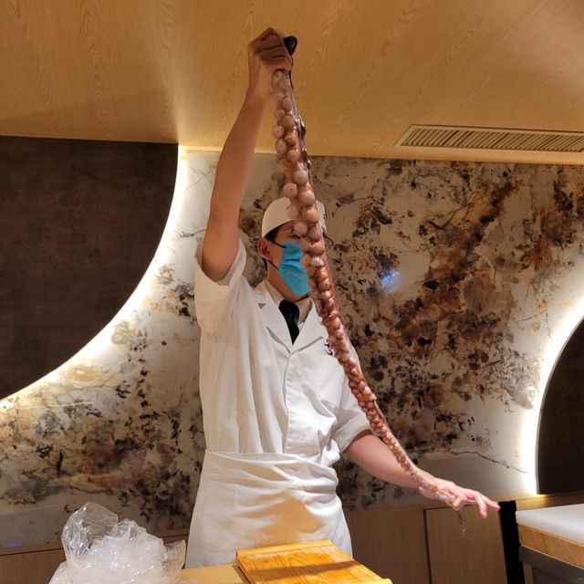 令人震撼的原材料！超長八爪魚觸鬚