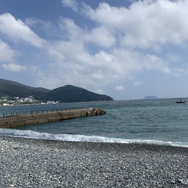 쏴르르 옥구슬 굴러가는 소리, 거제 학동몽돌해수욕장