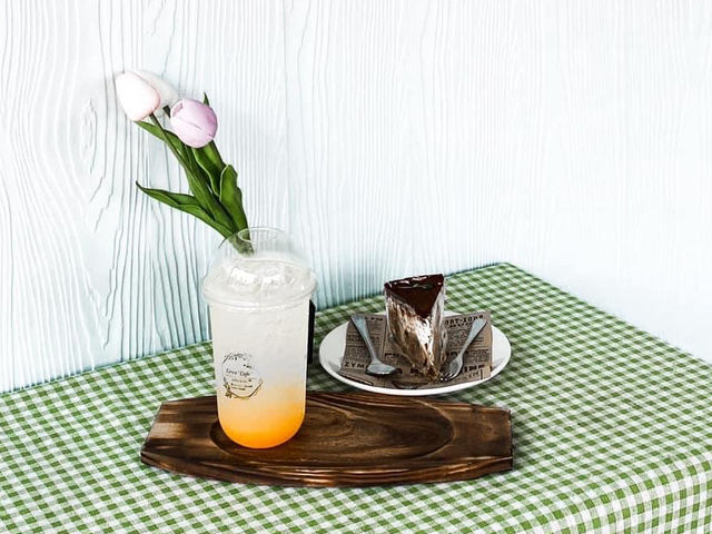 • Green Café coffee and tea (HALAL) 🍰🥤