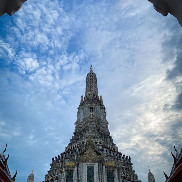วัดอรุณอยู่ฝั่งตรงข้ามก็วาร์ปเลยสิคะรออะไร!!🙏🏻