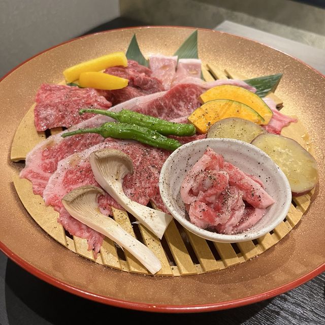 【大阪・難波】梅田の人気焼肉食べ放題がなんばにオープン「焼肉lab 難波店」