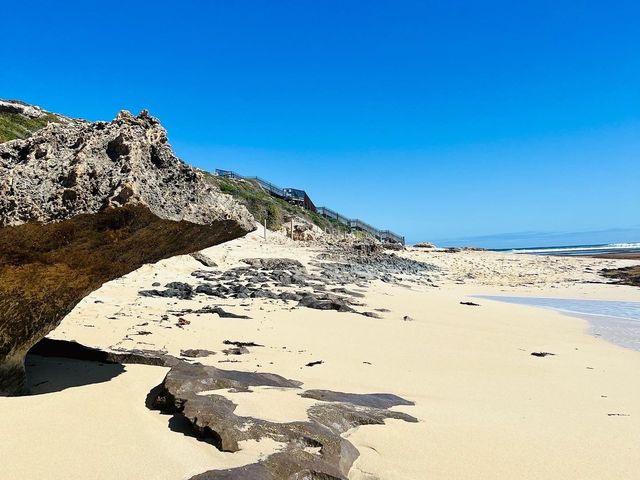 Margaret River Clear Sky and Blue Sea!😎