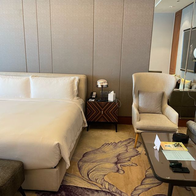 Deluxe Room Ritz Carlton Pacific Place