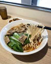 台北素食探店| 牛易館牛肉麵