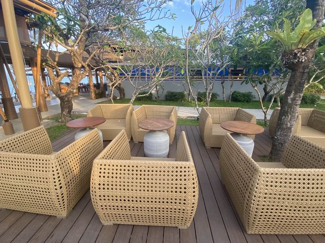 蘇梅島Bandara resort的可愛青蛙噴水泳池 🐸 