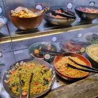 Free Flow Salad Bar With Mains