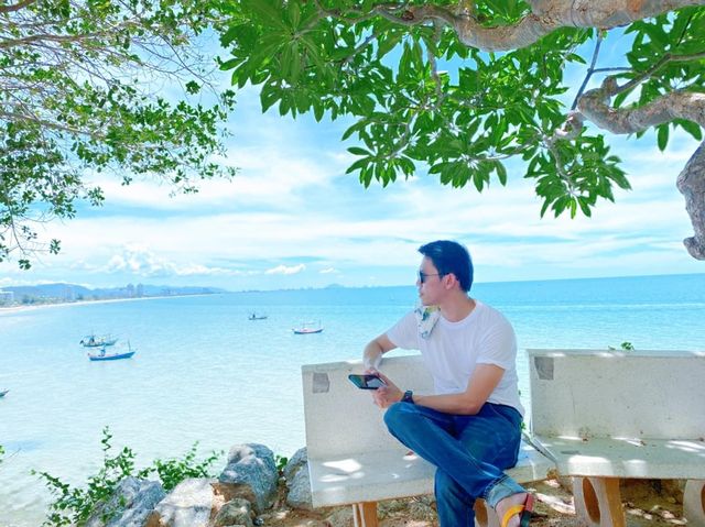 หาดเขาตะเกียบ   นั่งชมวิว เดินชิลฟังเสียงคลื่น 