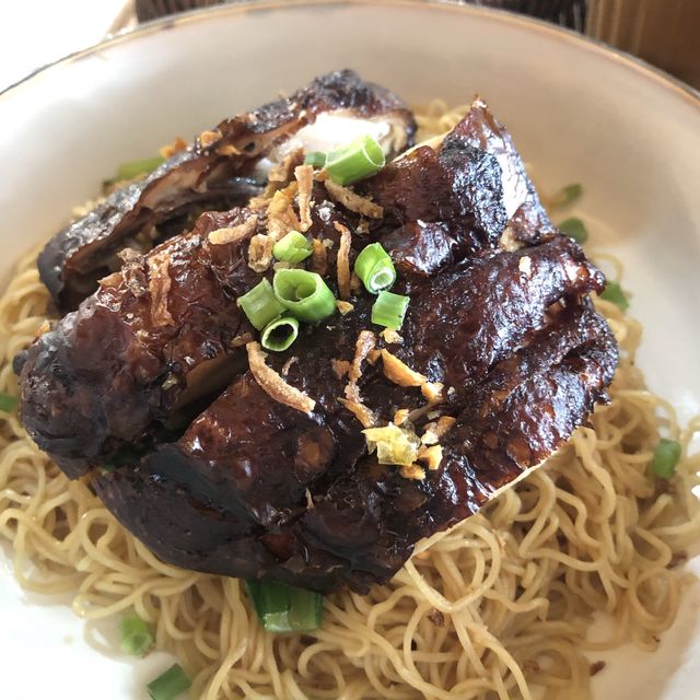 brunch spot in KL (tasty Konlou mee)
