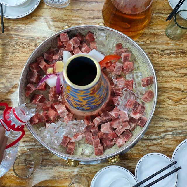 南依坊冰煮羊🐏火鍋，美食打卡
