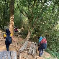 พิชิตยอดเขาหลวง⛰️