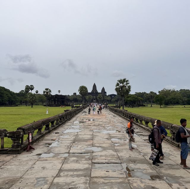 Angkor Wat: A Timeless Marvel 🇰🇭