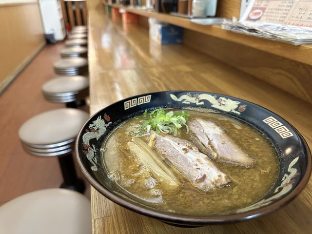 北海道・札幌。自慢の熟成味噌・醤油『さっぽろラーメン 桑名 時計台通本店』