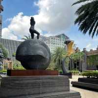 Art Pieces at Parkview Square