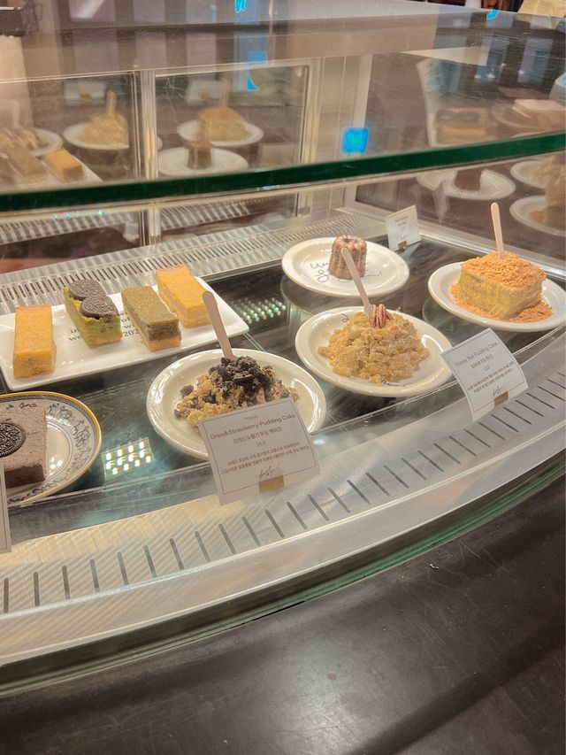 首爾新沙洞超美的咖啡店，快來看看！