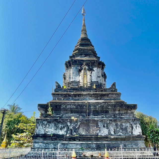 Wat Mahathat: Timeless Tranquility Unveiled