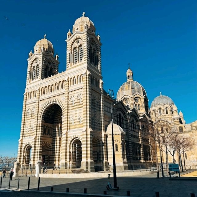 BEAUTIFUL LANDMARK IN MARSEILLE.