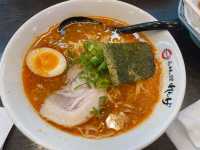 Renge Ramen ร้านราเมนบรรยากาศฟูจิ 🍜