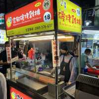 Stroll and Snack at Shilin Night Market