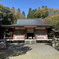 自然豊かな相良護国神社